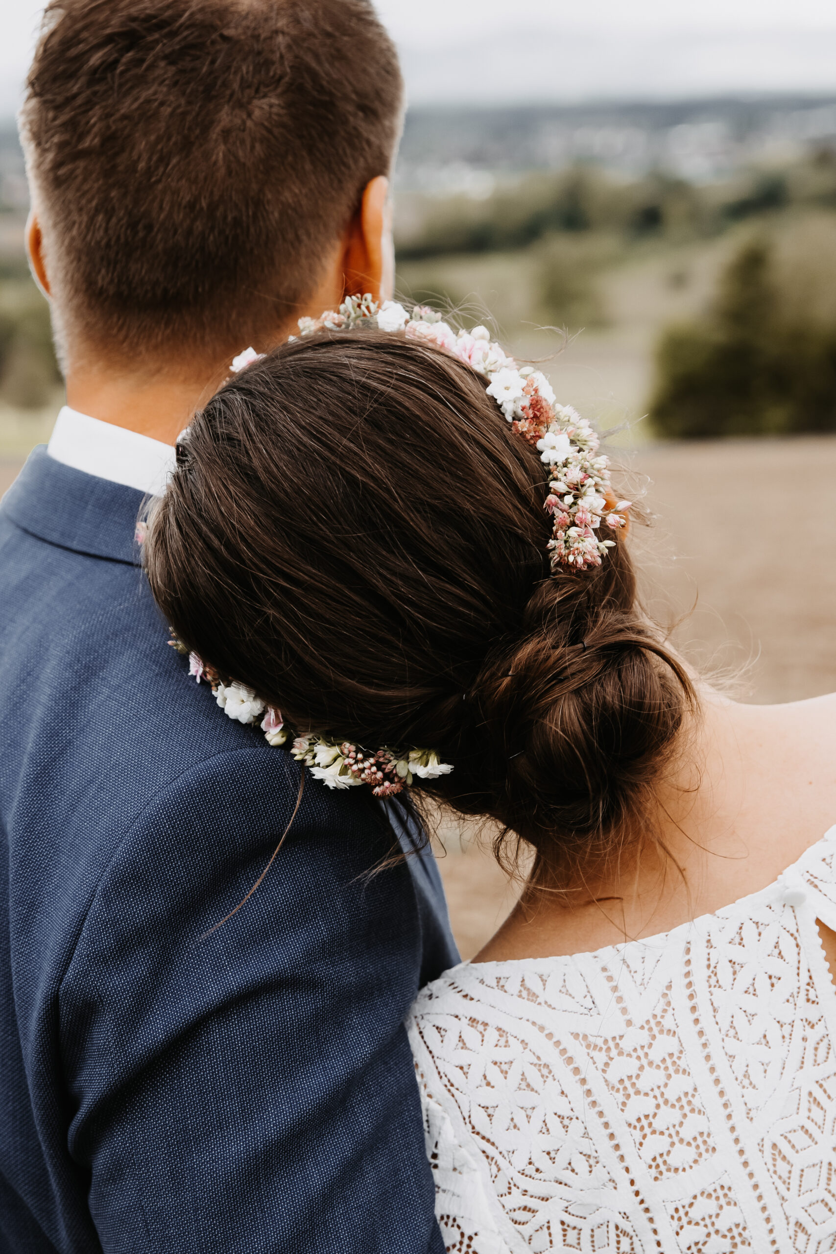 Brautpaarshooting - Ehemann und Ehefrau - Coupleshoot - weddingshooting - Bridedress