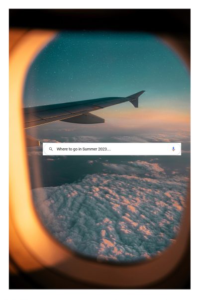 Travelplans for Summer 2023 for Destinationweddings and Elopements - View out from a airplane window to explain the Photographer